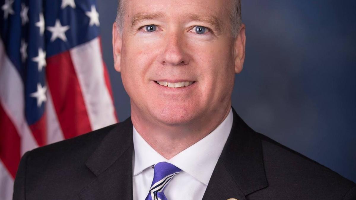Official headshot Rep. Aderholt